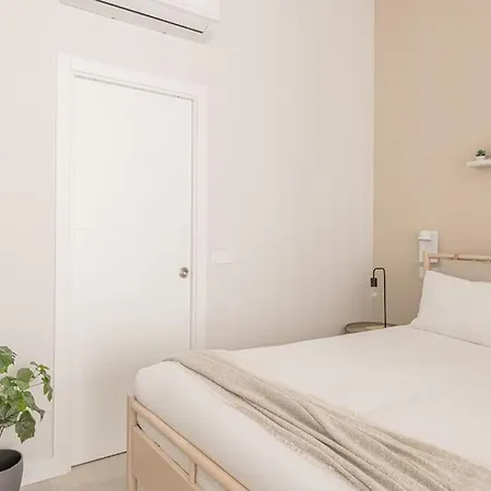 Beautiful Studio In Tetuan For 2 Pax - Bj A Madrid Exterior photo